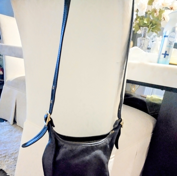 Coach crossbody purse - Picture 2 of 2